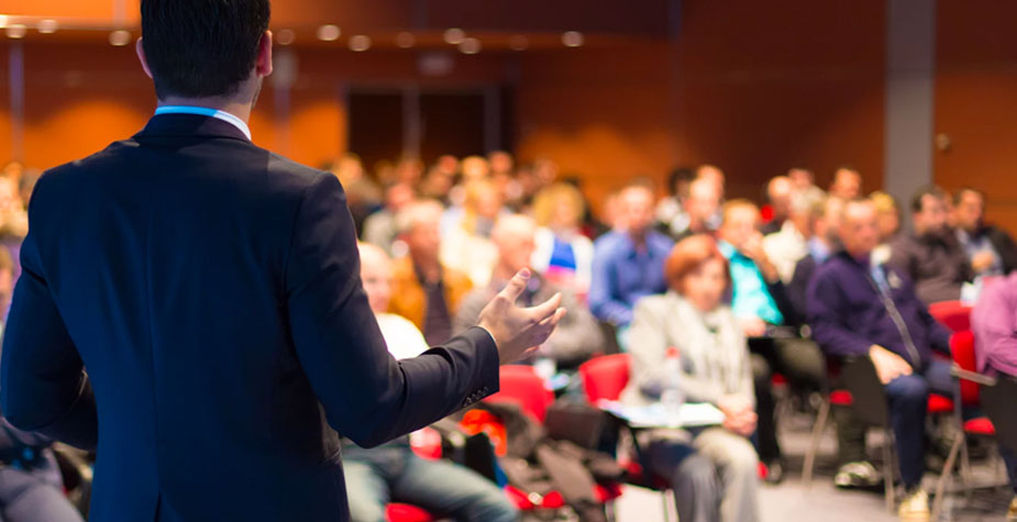 Empresa de tradução simultânea, a Hippo Business, lista 5 erros que podem prejudicar seu evento