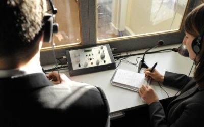 Tradução simultânea: o veja importantes dicas na hora de contratar este serviço